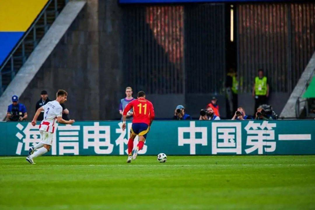 国际足球赛事：中国队雄心勃发，取胜