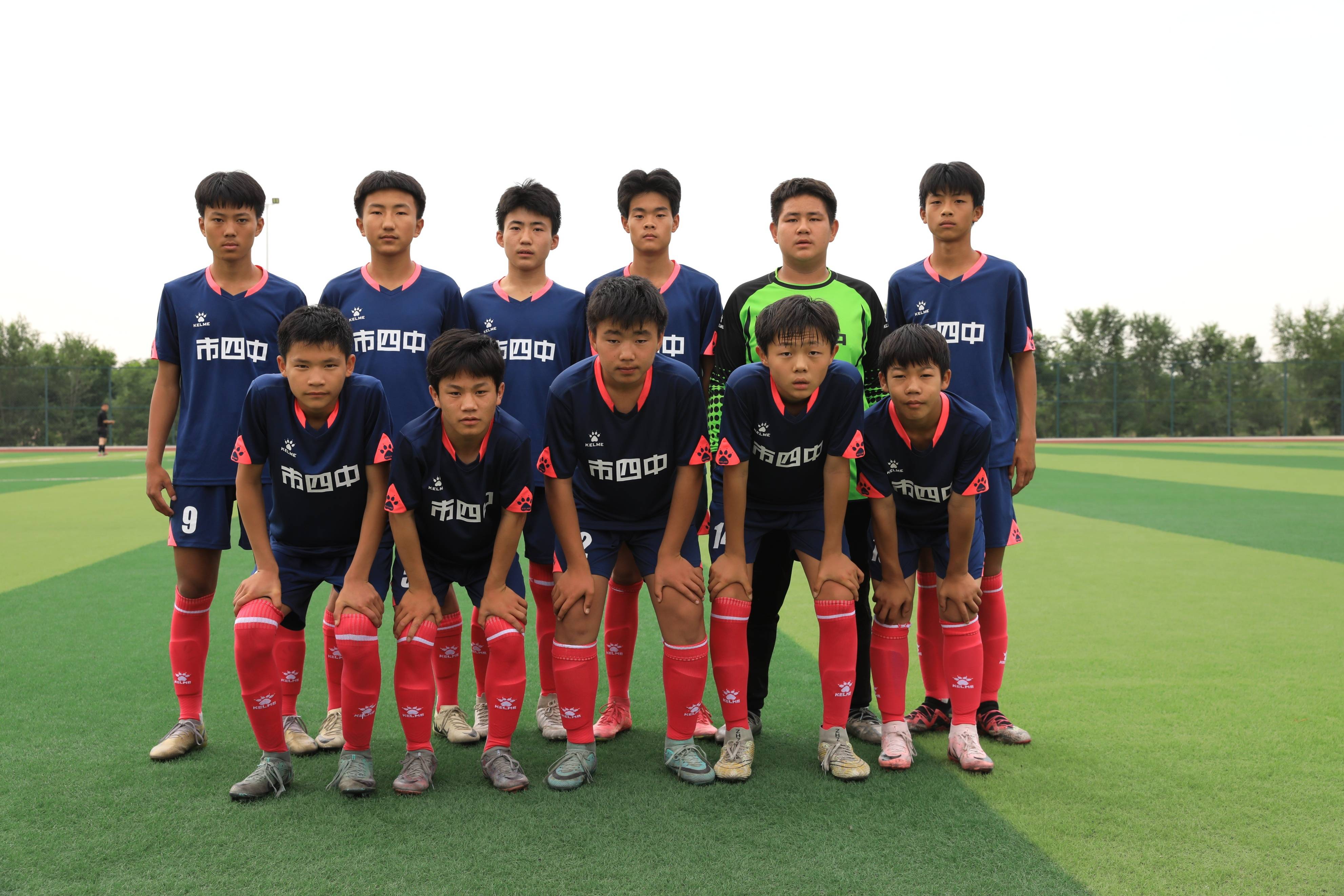 球员训练场上竞技火热，精彩瞬间不容错过