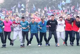 球队团结如一，众志成城，齐心协力备战的简单介绍