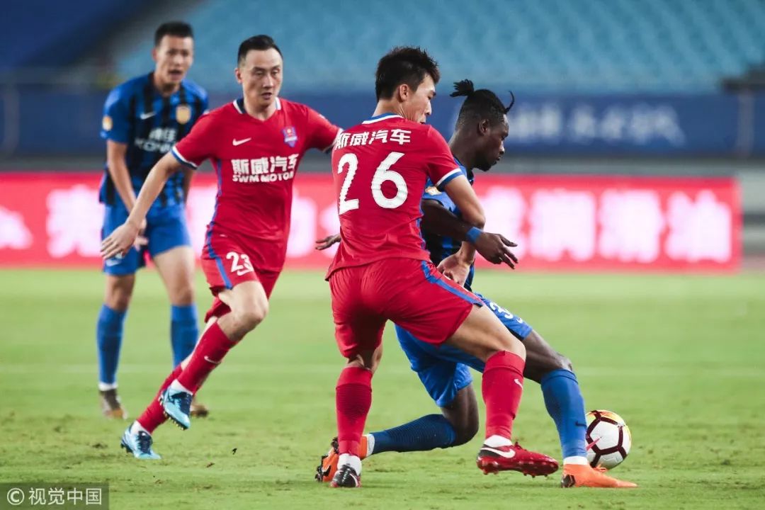 重庆斯威客场取胜，豪取联赛首胜