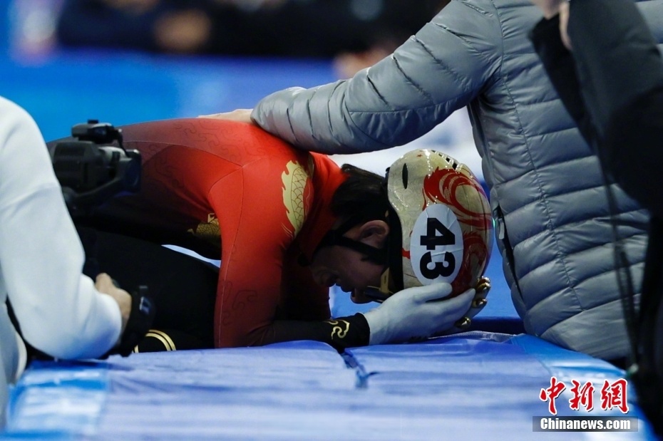 短道速滑男子团体赛惊险逆转夺冠