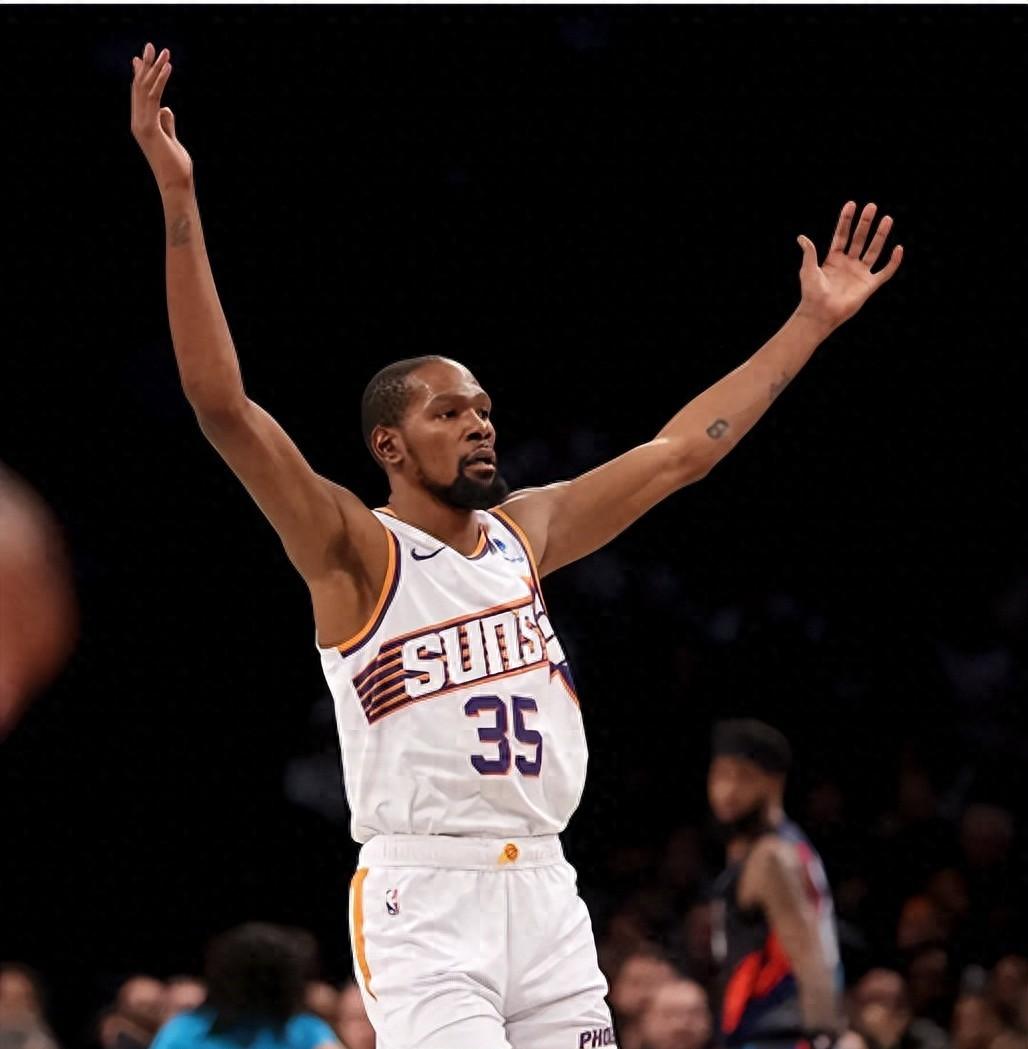 太阳再度战胜灰熊，系列赛领先