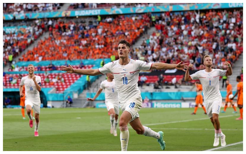 捷克战胜爱沙尼亚，欧洲杯预选赛实力横扫对手