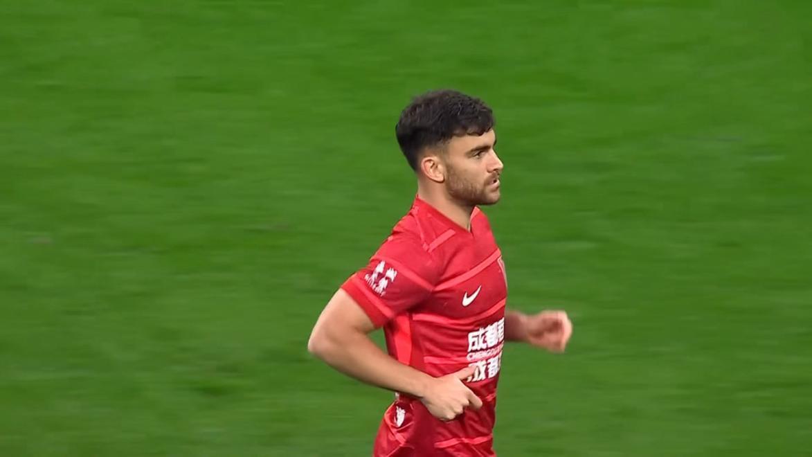 红牌球员退场，助对手锁定胜局的简单介绍