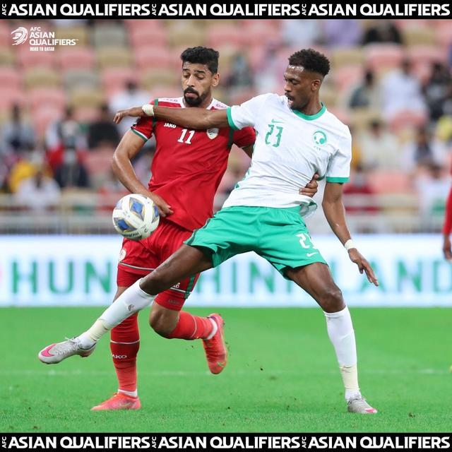 埃及拳击手拼尽全力，获得可喜成绩