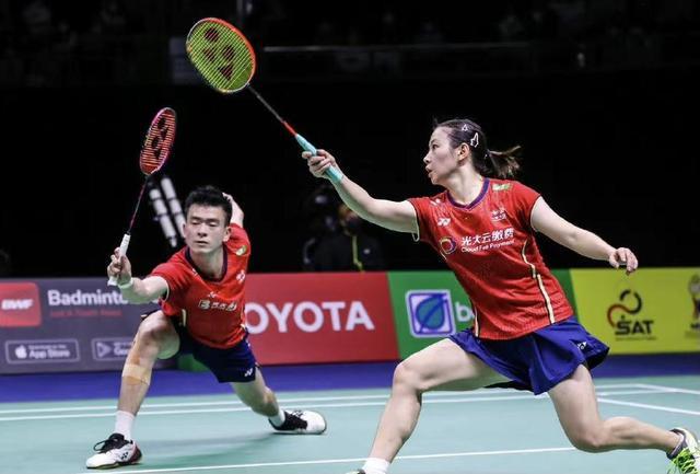 关于马来西亚队逆转中国队,黄鸭组合刷新纪录的信息 关于马来西亚队逆转中国队,黄鸭组合刷新纪录的信息