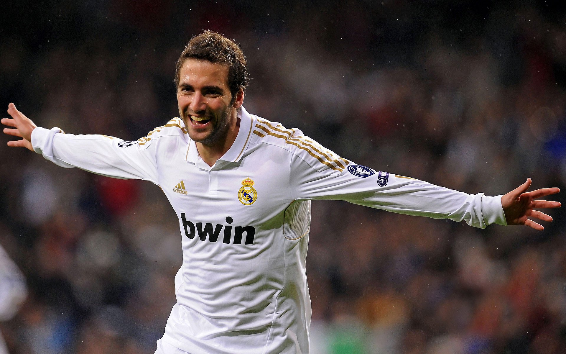 当德布劳内踏上安哥拉的土地,足球看见了另一种时间