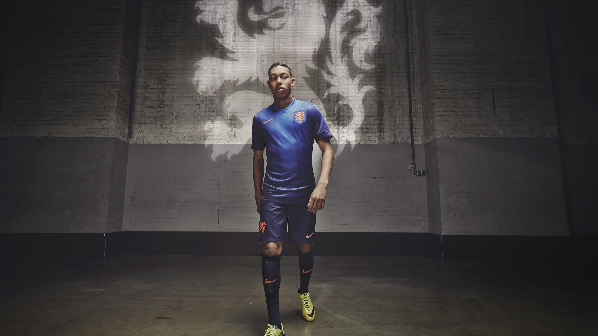 双线奇迹，当东南亚风暴遇见北欧神话—解读泰国队掀翻印尼王朝与安赛龙超越传奇的体育史诗